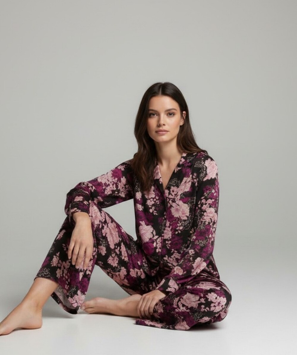 Secret Treasures Womens Purple Floral Satin Feel Pajama Set Medium